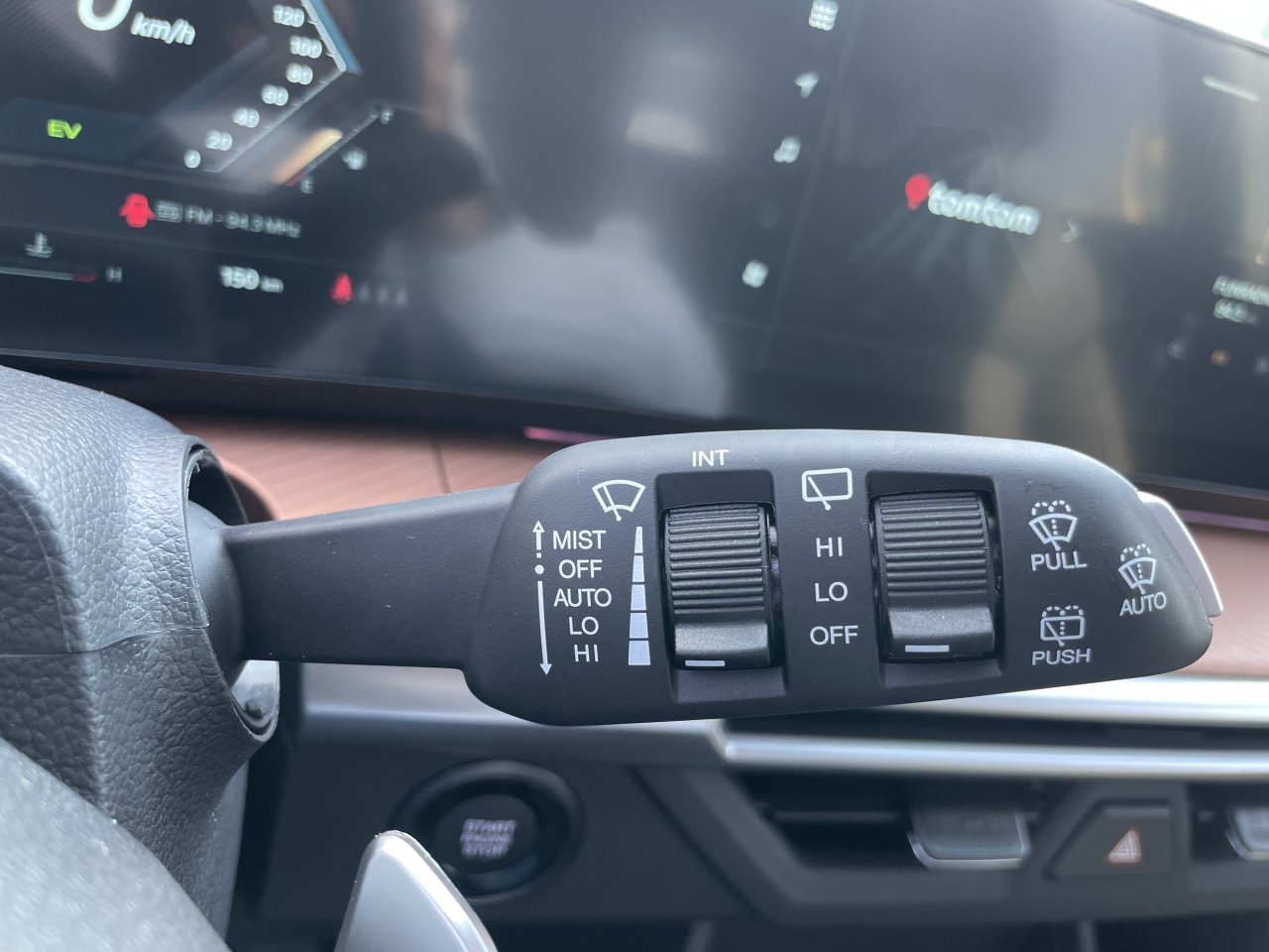 KGM Torres HEV Premium AT / FWD / 2GAO / VEA