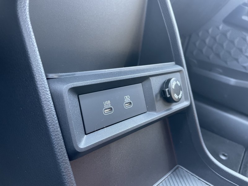 KGM Torres HEV Premium AT / FWD / 2GAO / VEA