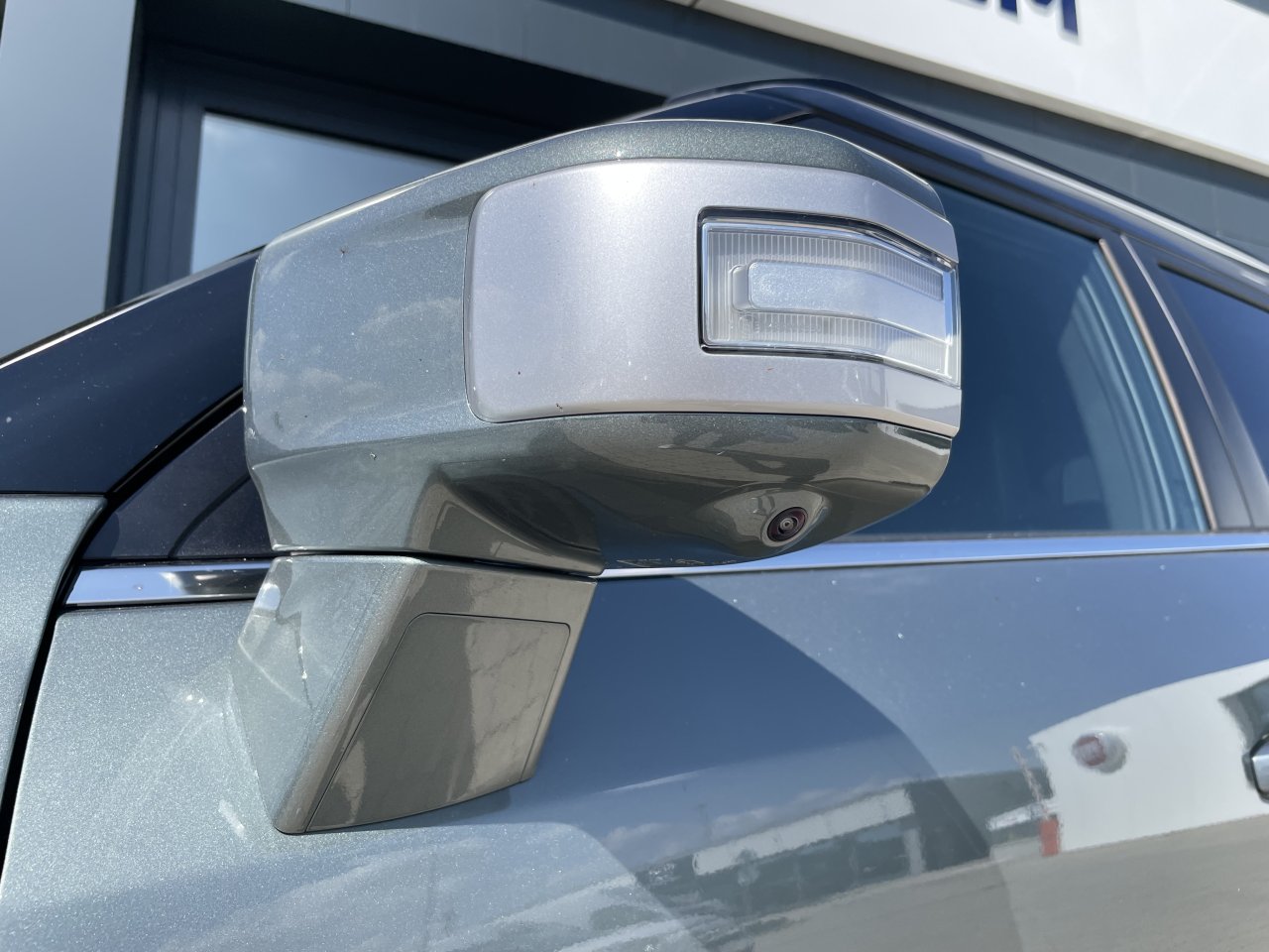 KGM Torres HEV Premium AT / FWD / 2GAO / VEA