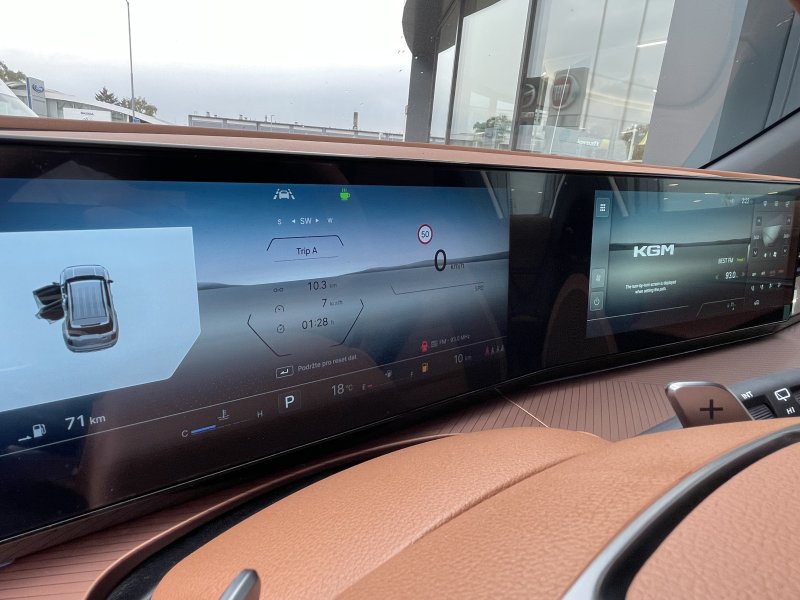 KGM Torres HEV Clever AT / FWD / 2BL / E16 / TAZ / VEA