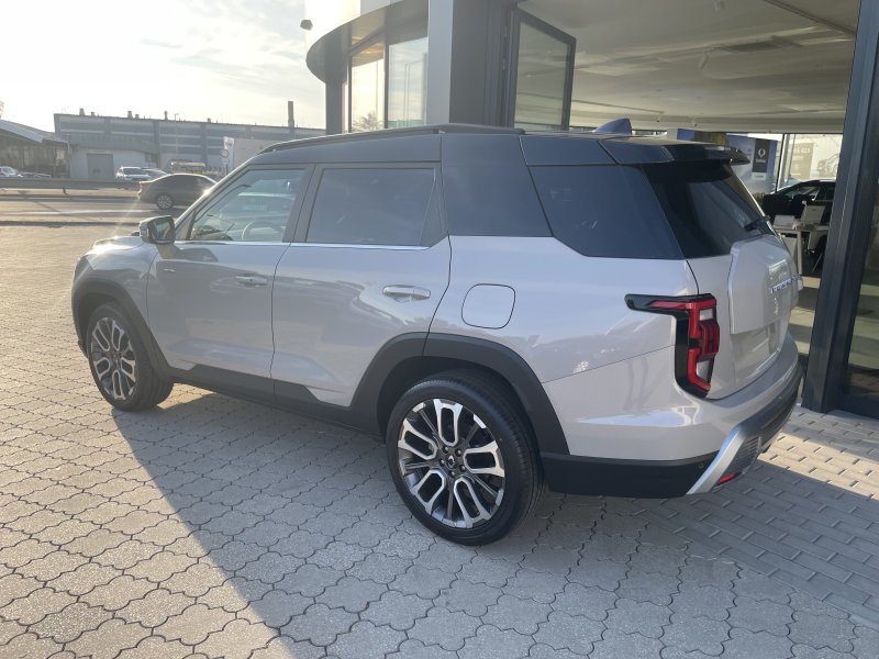 KGM Torres HEV Clever AT / FWD / 2BL / E16 / TAZ / VEA