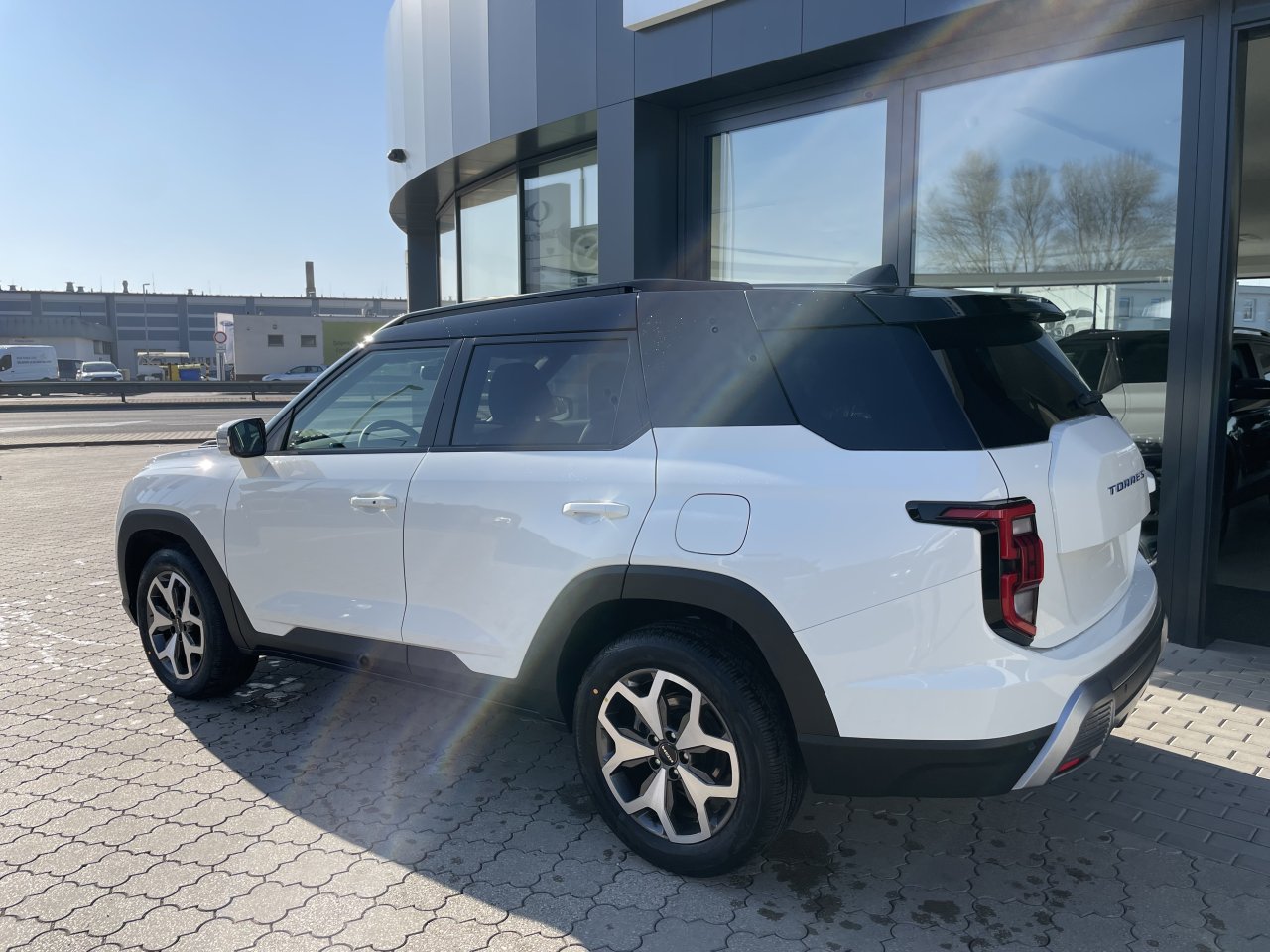 KGM Torres HEV Style AT / FWD / 2WAA / E16 / SCU