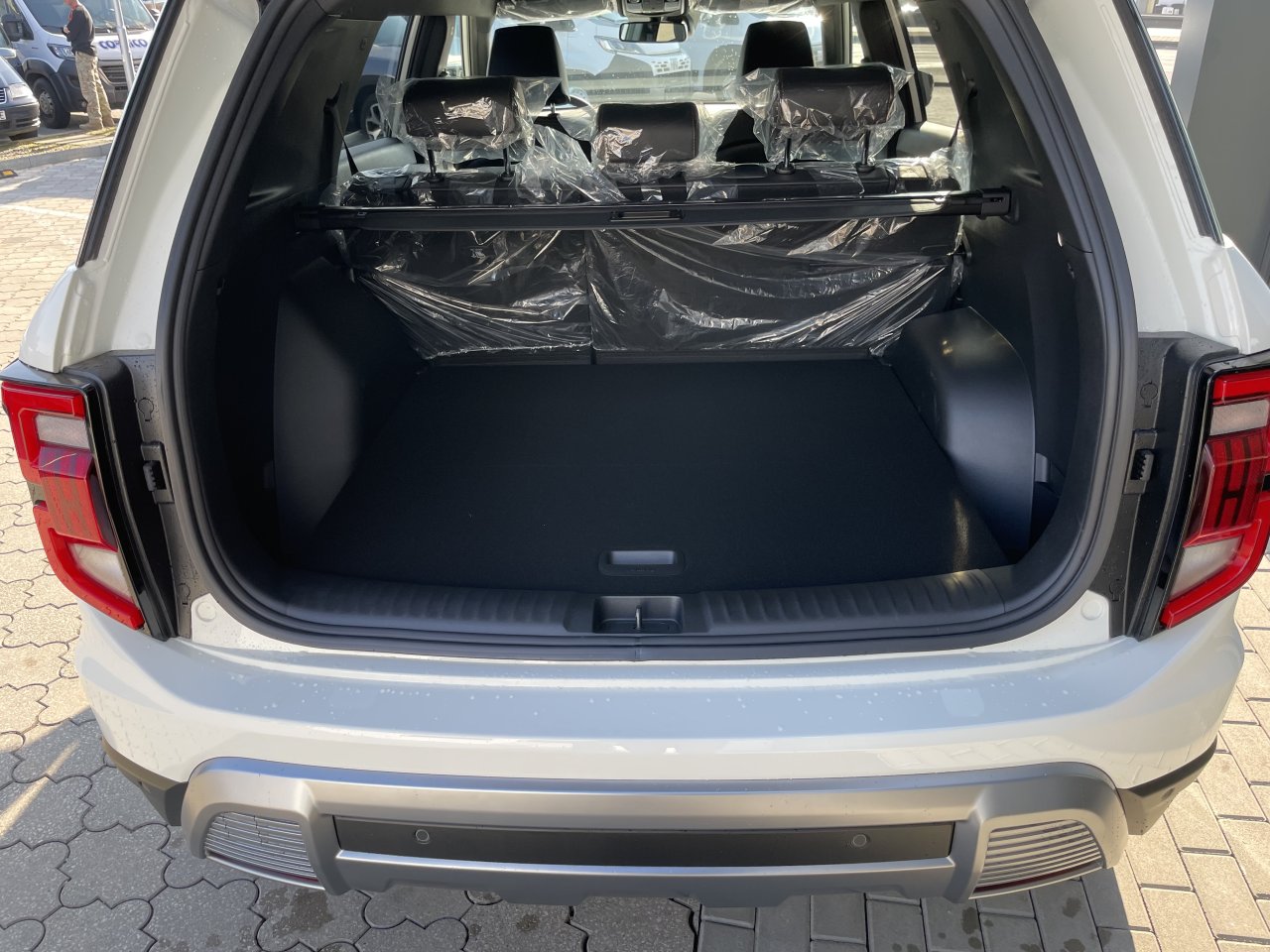 KGM Torres HEV Style AT / FWD / 2WAA / E16 / SCU