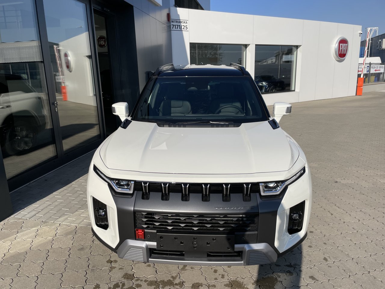 KGM Torres HEV Style AT / FWD / 2WAA / E16 / SCU