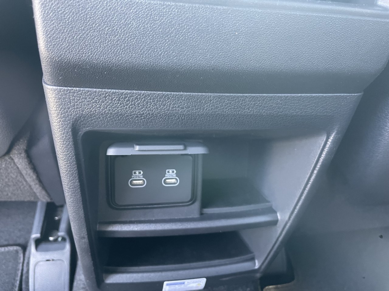 KGM Torres HEV Style AT / FWD / 2WAA / E16 / SCU