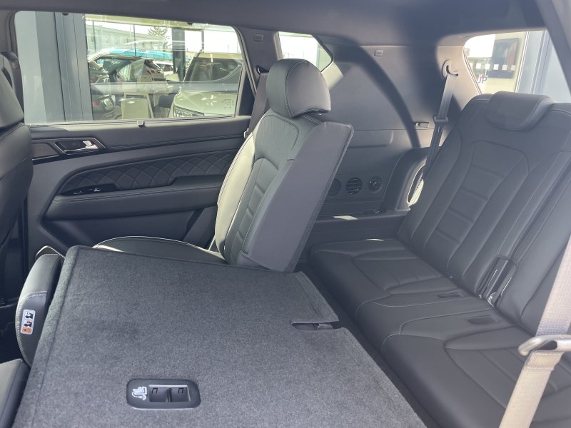 KGM Rexton Premium+ AT / AWD / LAK / BLACK